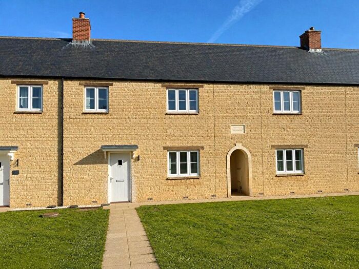 2 Bedroom Terraced House For Sale In Bens Close, Woodstock, Oxfordshire, OX20