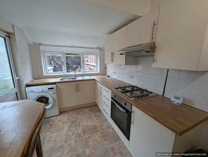 2 Bedroom Terraced House To Rent In West St, CW1