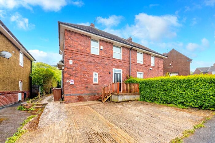2 Bedroom Semi-Detached House To Rent In Masters Road, Sheffield, S5