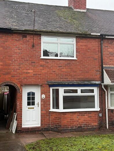 2 Bedroom Town House To Rent In Smalldale Road, Birmingham, B42