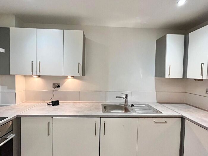 3 Bedroom Flat To Rent In Clement Street, Birmingham, B1