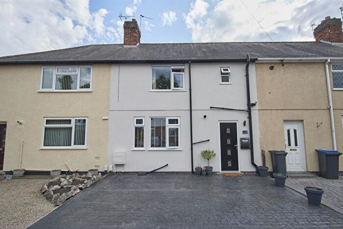 3 Bedroom Town House For Sale In Granby Close, Hinckley, LE10