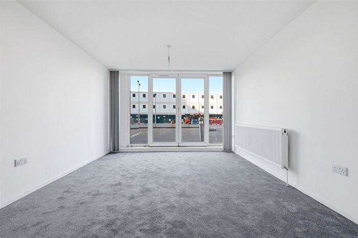 1 Bedroom Flat For Sale In Seagull Lane, Royal Victoria, London, E16