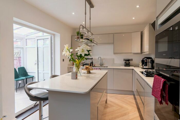 3 Bedroom Semi-Detached House To Rent In Oaks Road, Great Glen, LE8