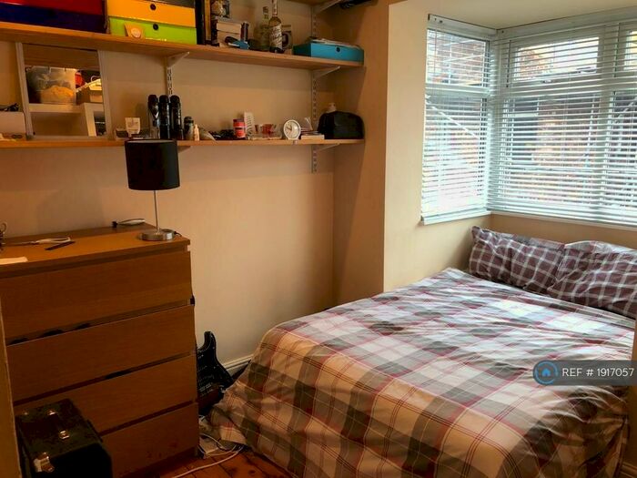 5 Bedroom Terraced House To Rent In Brailsford Road, Manchester, M14