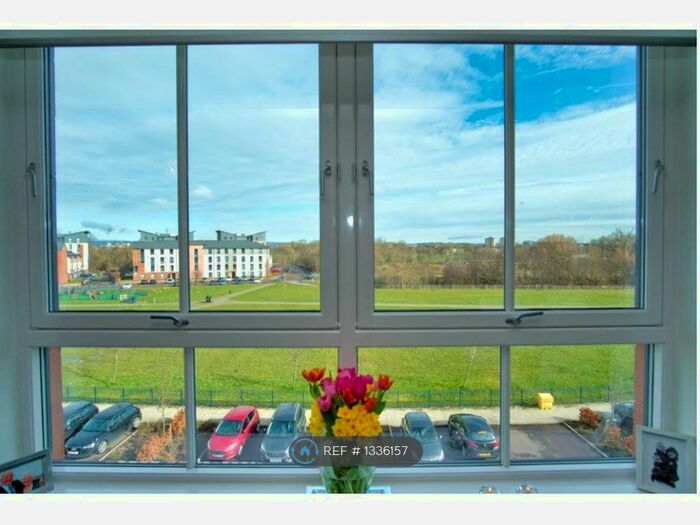 2 Bedroom Flat To Rent In Richmond Park Terrace, Glasgow, G5