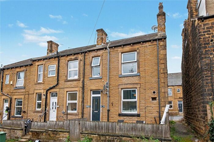 1 Bedroom Terraced House For Sale In Brunswick Place, Morley, Leeds, West Yorkshire, LS27