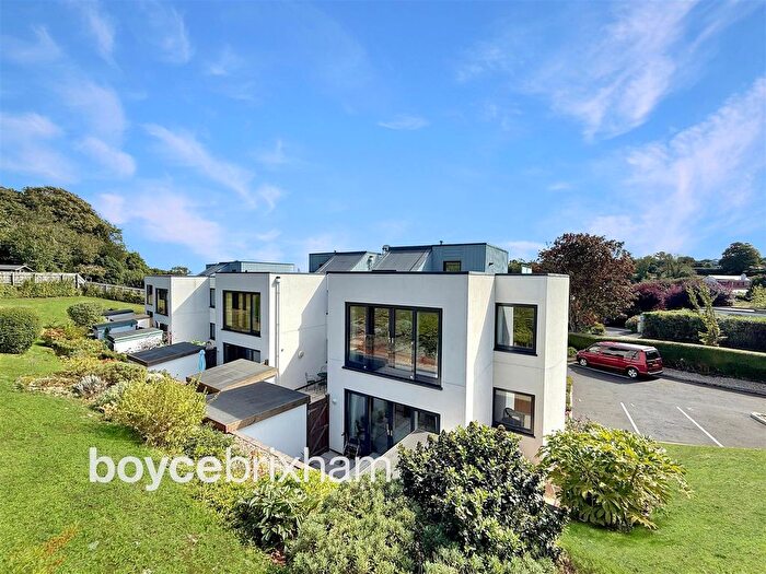 2 Bedroom Flat For Sale In Broad Reach, Paignton, TQ4