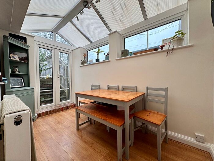 2 Bedroom Terraced House For Sale In Anstey Road, Alton, Hampshire, GU34