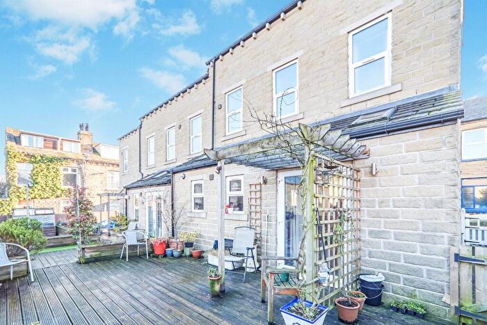 2 Bedroom Semi-Detached House For Sale In Smith Street, Cottingley, Bingley, BD16