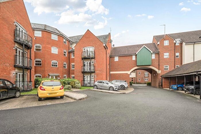 1 Bedroom Flat For Sale In Abingdon, Oxfordshire, OX14