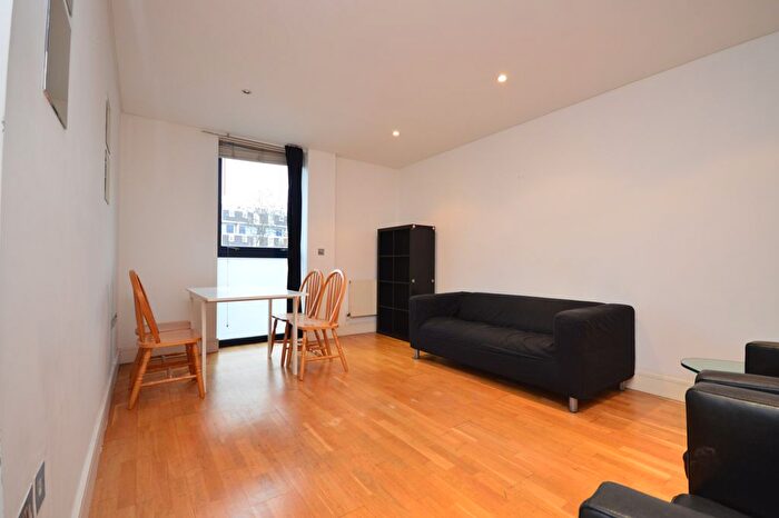 1 Bedroom Flat To Rent In Trafalgar Point, Islington, N1