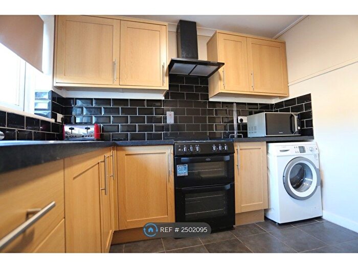 1 Bedroom Maisonette To Rent In Frayslea, Uxbridge, UB8