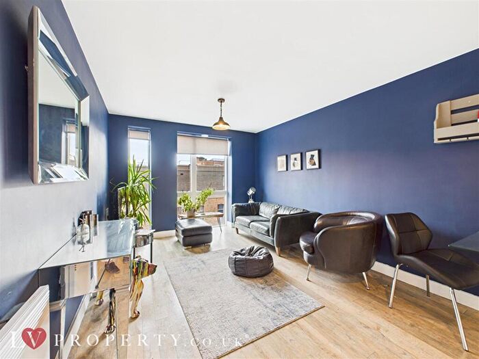 1 Bedroom Apartment To Rent In Iland Apartments, Essex Street, Birmingham, B5