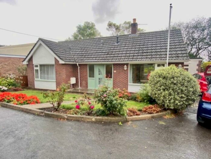 3 Bedroom Bungalow To Rent In Torbay Close, Castle Cary, BA7