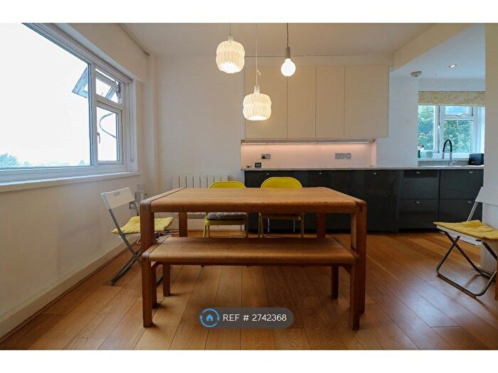 1 Bedroom Flat To Rent In Glover House, London, NW6