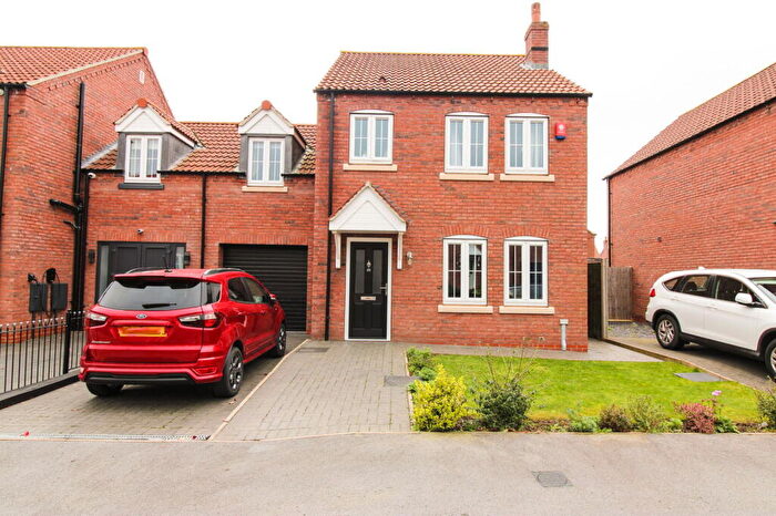 3 Bedroom Semi Detached House For Sale In Bob Rainsforth Way, Gainsborough, DN21