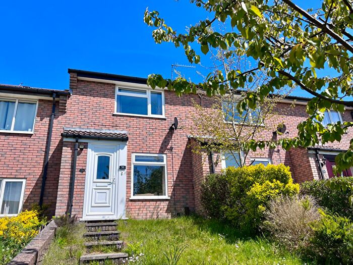 2 Bedroom Property To Rent In Henbury Close, Poole, BH17