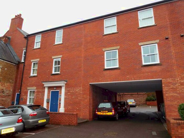 2 Bedroom Apartment To Rent In Peoples Place, Banbury, OX16
