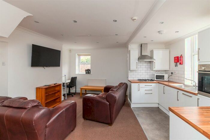 2 Bedroom Flat To Rent In Chester Street, Shieldfield, Newcastle Upon Tyne, NE2