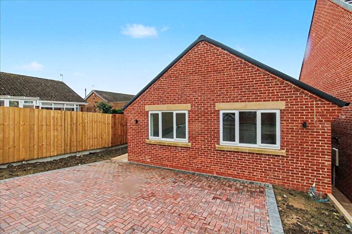 2 Bedroom Detached Bungalow For Sale In Foresters Rise, Newthorpe, Nottingham, NG16