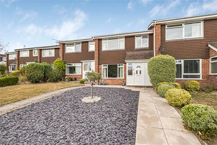 3 Bedroom Terraced House For Sale In Robin Close, Alton, Hampshire, GU34