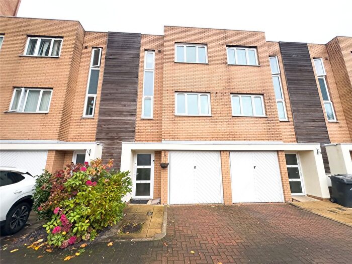 3 Bedroom Terraced House For Sale In Lakeside Rise, Blackley, Manchester, M9