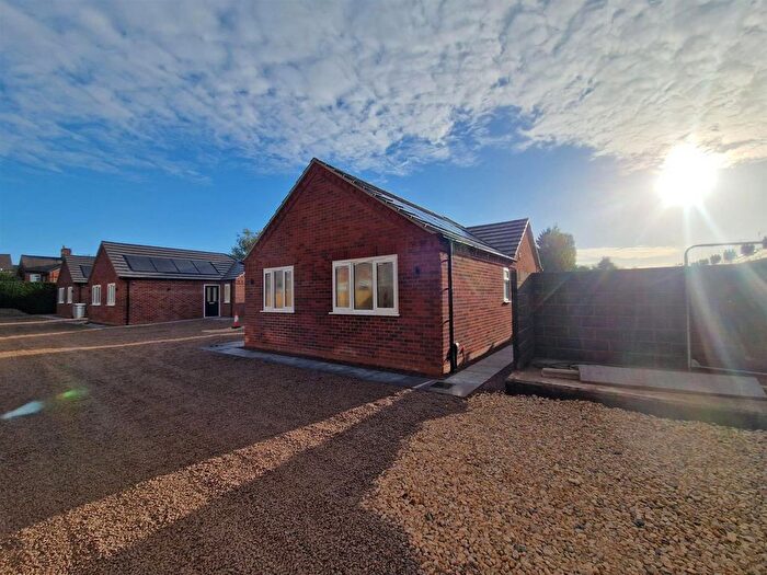 2 Bedroom Bungalow To Rent In Booth Gardens, Balderton, Newark, NG24