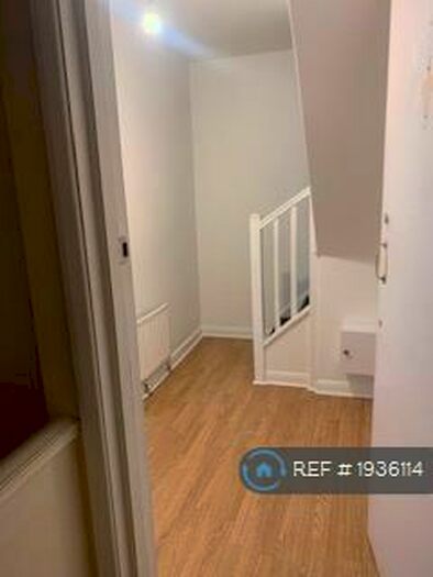 2 Bedroom Flat To Rent In Windmill Road, Croydon, CR0