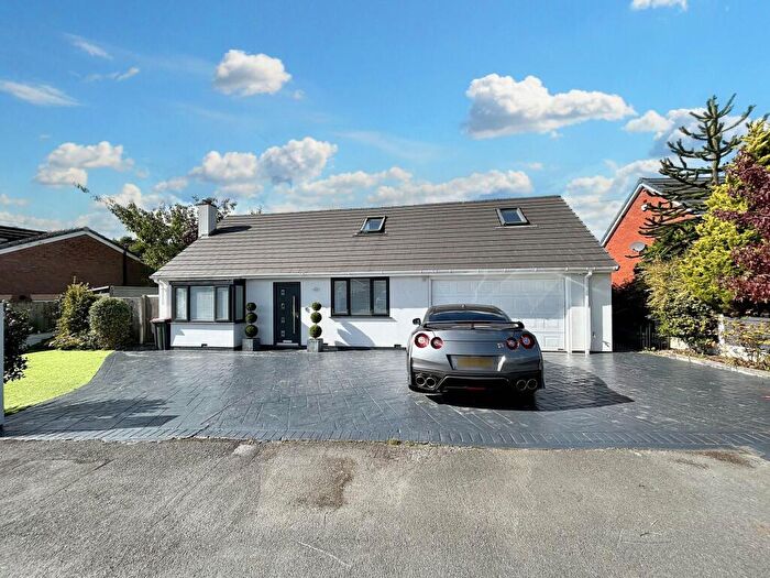 4 Bedroom Detached House For Sale In Parsonage Road, Worsley, M28