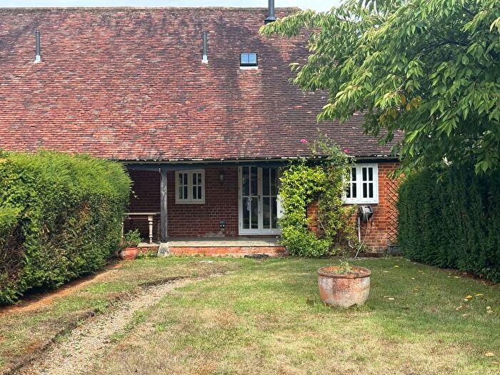 2 Bedroom Semi-detached House For Sale In Staplehurst, Kent, TN12