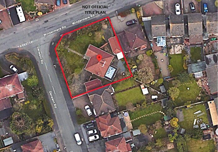 3 Bedroom Bungalow For Sale In Windermere Road, Wolverhampton, West Midlands, WV6