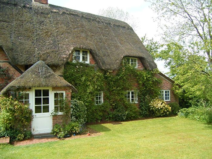 2 Bedroom Cottage To Rent In Lower Horse Hall Hill, Chisbury, SN8