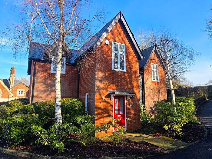 2 Bedroom Town House To Rent In The Street, Braughing, Ware, SG11