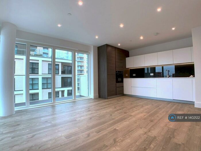 2 Bedroom Flat To Rent In Larkin House, London, SE3