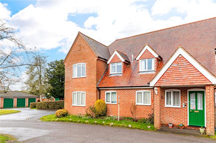 2 Bedroom Apartment For Sale In Holly Tree Walk, Pewsey, Wiltshire, SN9