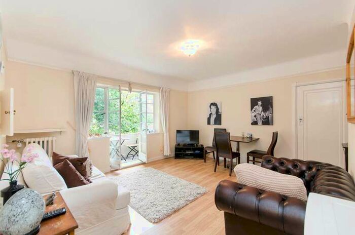2 Bedroom Flat To Rent In Wimbledon Hill Road, Wimbledon, SW19