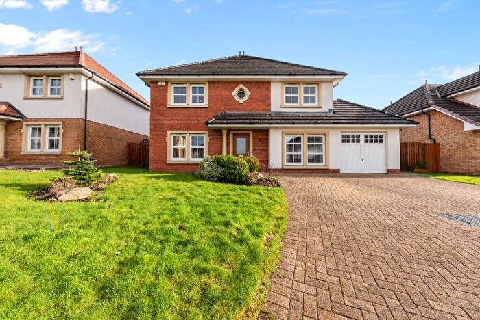 4 Bedroom Detached House For Sale In Newlandcraigs Drive, Johnstone, Renfrewshire, PA5