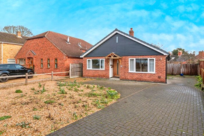 2 Bedroom Bungalow To Rent In Lodge Way, Grantham, NG31