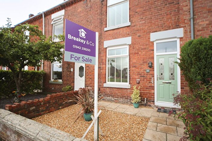 2 Bedroom Terraced House For Sale In Heath Road, Ashton-In-Makerfield, WN4