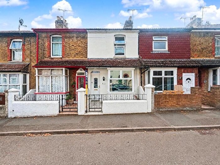 2 Bedroom Terraced House For Sale In Sidney Road, Gillingham, Kent, ME7