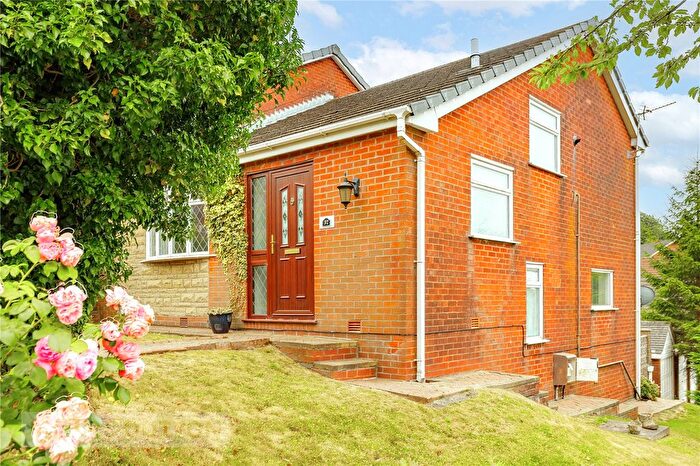 3 Bedroom Semi-Detached House For Sale In Heywood Fold Road, Springhead, Saddleworth, OL4