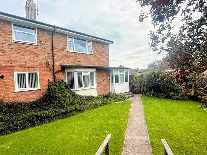 2 Bedroom Flat For Sale In Chesham Close, Goring-By-Sea, Worthing, BN12