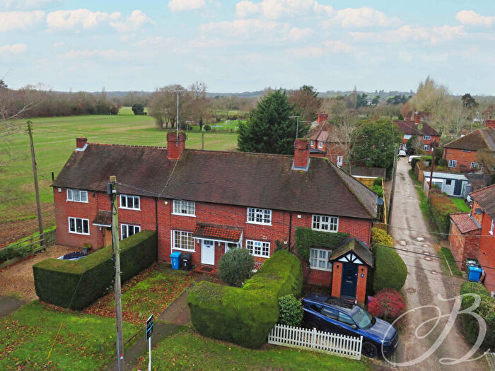 2 Bedroom Cottage For Sale In Cookham Village, SL6