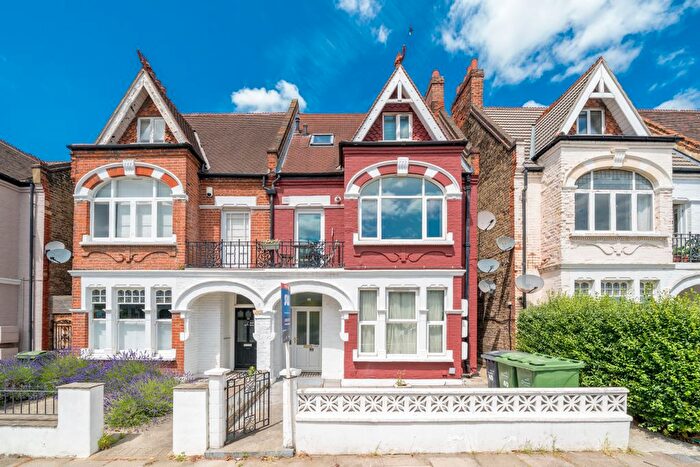 1 Bedroom Flat For Sale In Stanthorpe Road, London, SW16