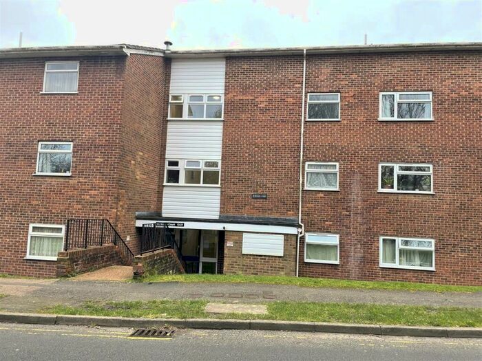 1 Bedroom Flat To Rent In Black Path, Polegate, BN26