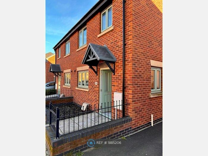 3 Bedroom Semi-Detached House To Rent In Ashby Street, Corby, NN17
