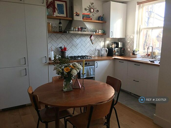 1 Bedroom Flat To Rent In Stepney Green, London, E1