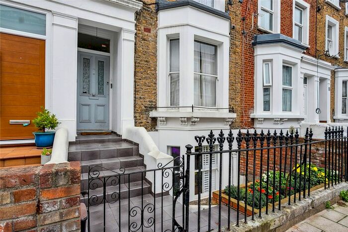 2 Bedroom Flat To Rent In Luxor Street, London, SE5