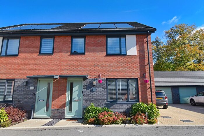 3 Bedroom Semi-detached House For Sale In Northgate, Ebbw Vale, NP23